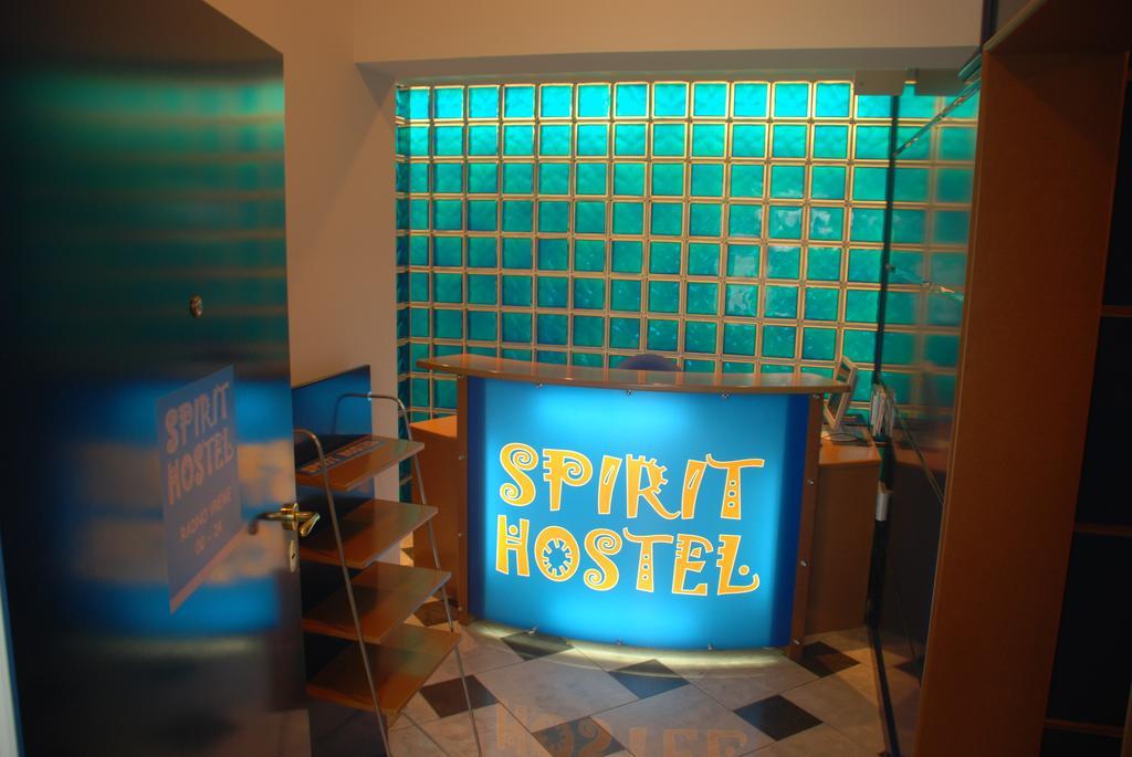Spirit Hostel&Apartments Belgrado Buitenkant foto
