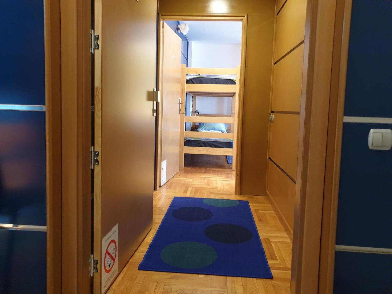 Spirit Hostel&Apartments Belgrado Buitenkant foto
